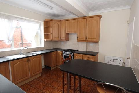 3 bedroom flat to rent, Gravesend, Kent DA11