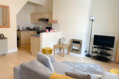 1 bedroom apartment to rent - Armley Ridge Road, Leeds LS12
