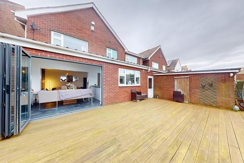4 bedroom detached house for sale, The Broadway, South Shields