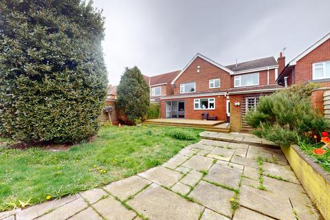 4 bedroom detached house for sale, The Broadway, South Shields