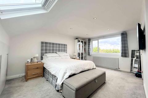 3 bedroom end of terrace house for sale, Ing Head Terrace, Halifax HX3