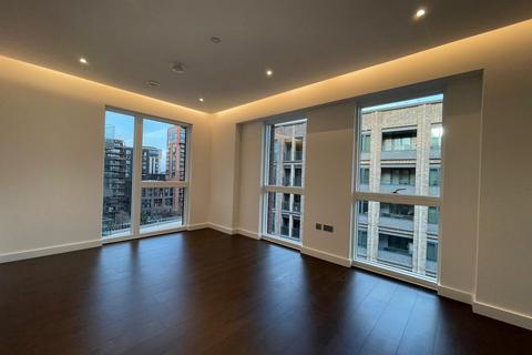 2 bedroom flat to rent, Montrose Building, London, SW11