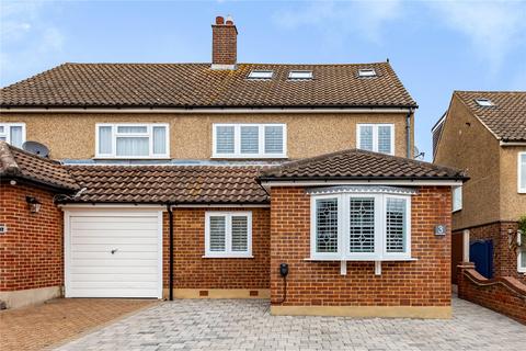 4 bedroom semi-detached house for sale, Eldred Gardens, Upminster, RM14