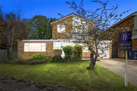 5 bedroom detached house for sale, Riffhams Drive, Great Baddow, Essex, CM2