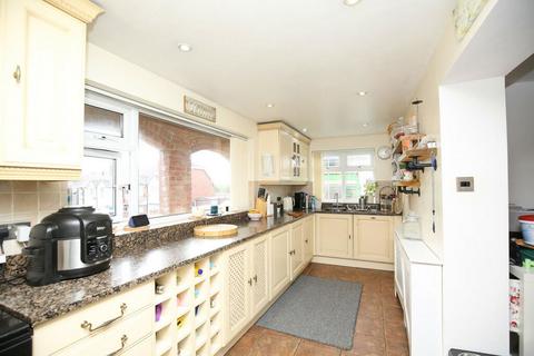 3 bedroom terraced house for sale, New Street, Baddesley Ensor, Atherstone, Warwickshire, CV9 2DL