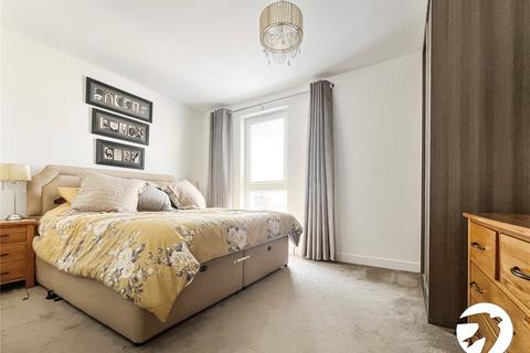 2 bedroom flat for sale, Knights Templar Way, Rochester, Kent, ME2