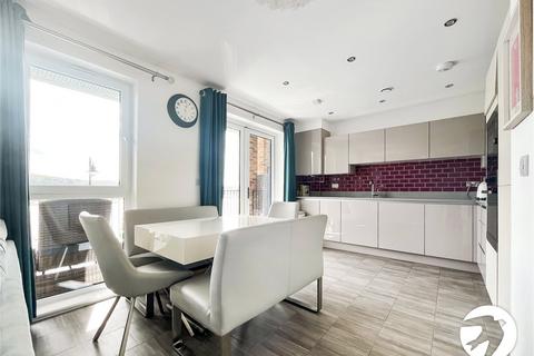 2 bedroom flat for sale, Knights Templar Way, Rochester, Kent, ME2