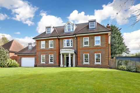 6 bedroom detached house for sale, Manor Road, Penn, HP10