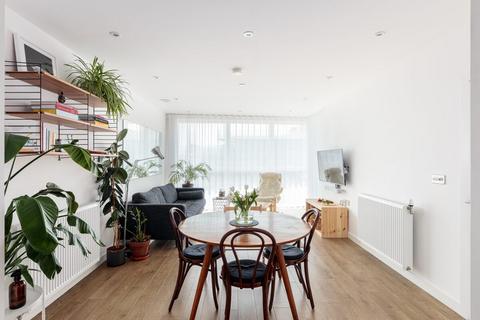 2 bedroom apartment for sale, Harrison Walk London SE10