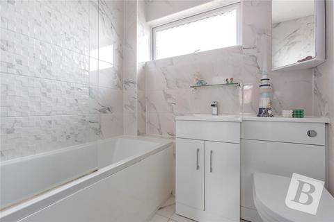 73 Vanquisher Walk, Gravesend, DA12 4LS