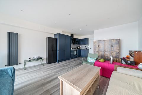 2 bedroom apartment to rent, Hyam Apartments, Broadway, Bexleyheath, Kent, DA6 8DB