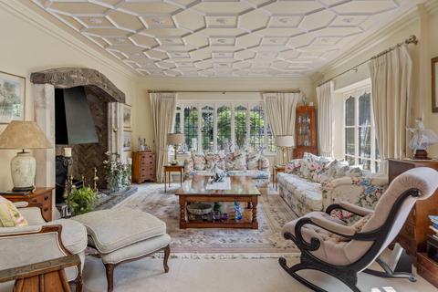 5 bedroom detached house for sale, London Road, Ascot