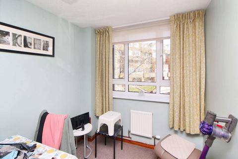 3 bedroom maisonette for sale, Clarewood Green, Arthurs Hill, Newcastle upon Tyne, Tyne and Wear, NE4 5HY