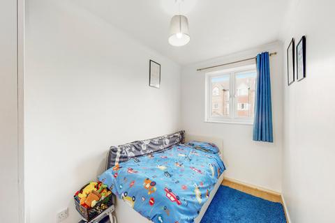 2 bedroom flat for sale, TWO BEDROOM FLAT  FOR SALE  DOLLIS HILL  NW2