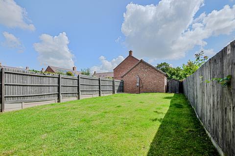 14 Colonel Drive, Rushwick, Worcester, WR2 5TW