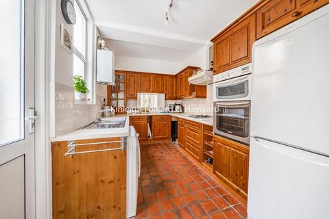 110 Inchmery Road, London, SE6 2ND