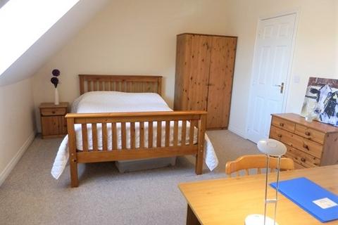 1 bedroom in a house share to rent, Attoe Walk, Norwich NR3