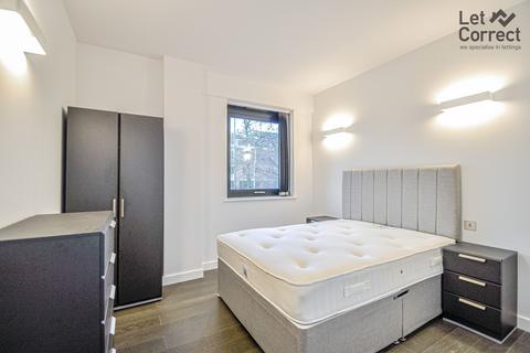 2 bedroom apartment to rent, Everard Close, St Albans AL1