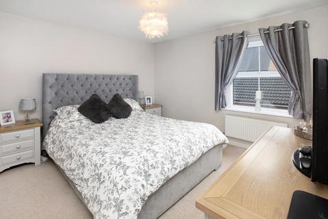 39 Collett Road, Norton Fitzwarren, Taunton, TA2 6DB