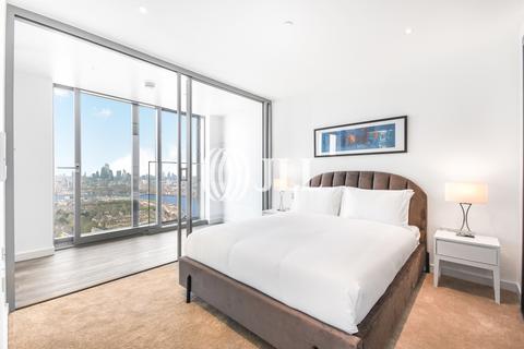 undefined, Marsh Wall London E14