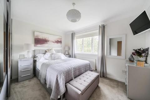 5 bedroom detached house for sale, Ripley,  Surrey,  GU23