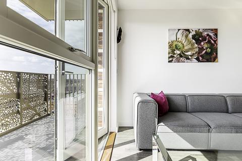 2 bedroom flat to rent,  Bollo Ln, London W3
