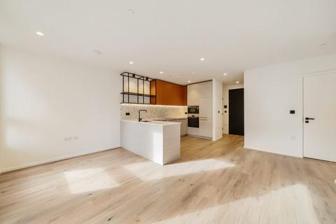 1 bedroom flat for sale, Iris House, Poplar Riverside, London E14