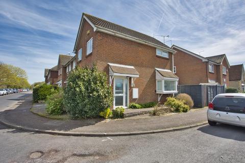 3 bedroom end of terrace house for sale, Portland Road, Hythe, CT21