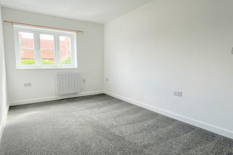 2 bedroom terraced house to rent, Gillham Place, DA1 2LD
