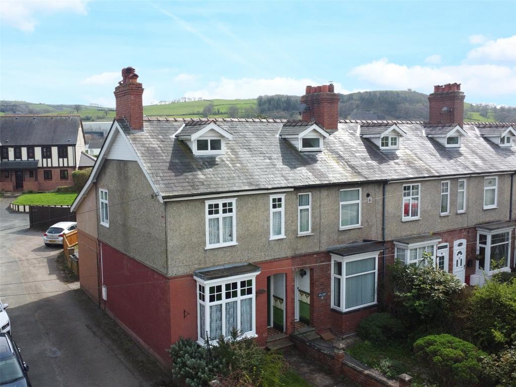 Mayfield Terrace, Llanidloes Road... 4 bed end of terrace house - £179,000