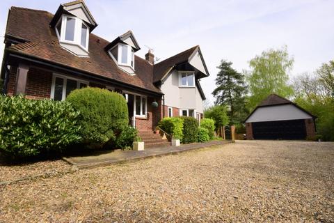 4 bedroom detached house to rent, Kingston Hill, Langdon Hills, SS16