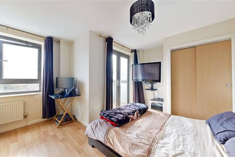 3 bedroom apartment for sale, Penniwell Close, Edgware, HA8