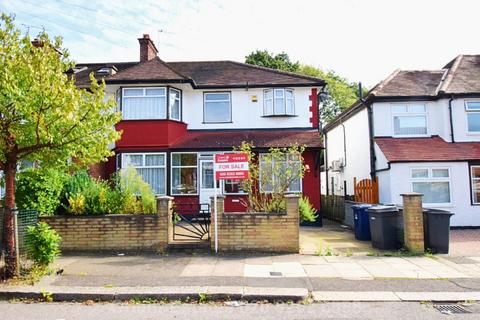 4 bedroom semi-detached house for sale, Kings Close, London