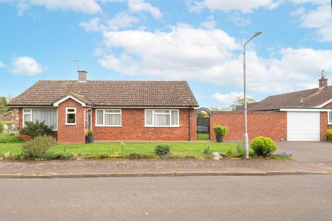 3 bedroom detached bungalow for sale, Bourne Close, Long Stratton