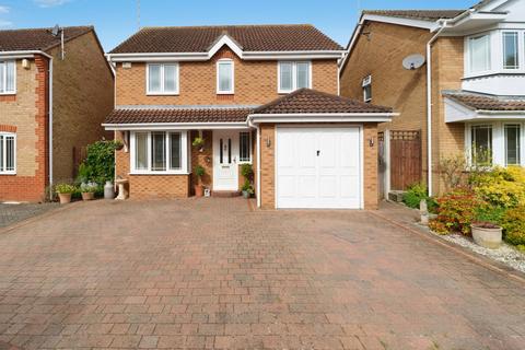 4 bedroom detached house for sale, Downhall Park Way, Rayleigh, SS6