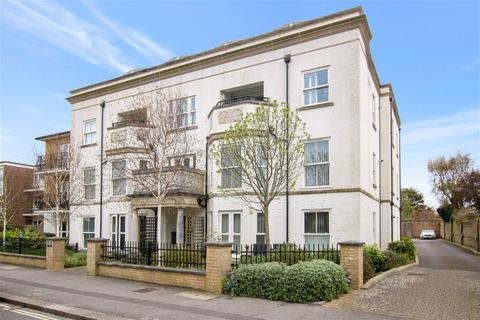 2 bedroom flat for sale, Wyresdale House, 90 Heene Road, Worthing, BN11 3RE