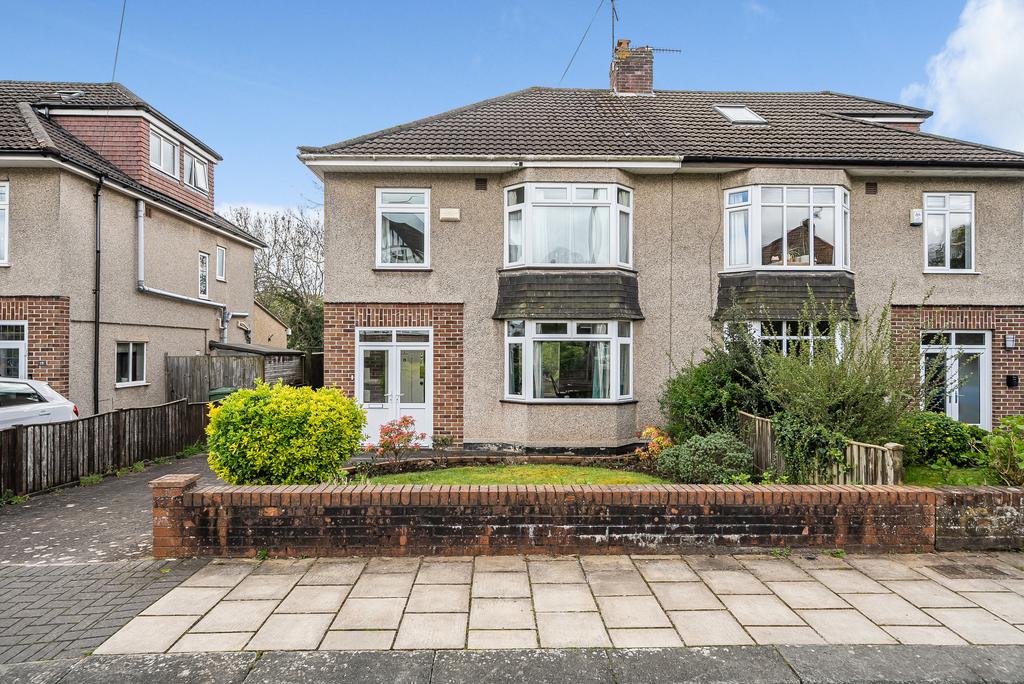 Southdown Road Westbury On Trym 3 Bed Semi Detached House For Sale