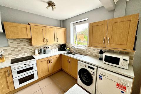33 Voce Road, London, SE18 2LW