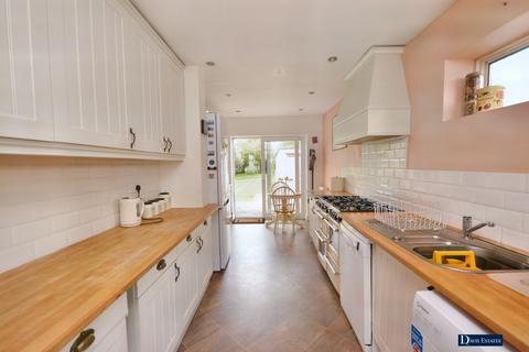 169 Ardleigh Green Road, Hornchurch, RM11 2LF