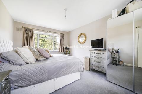 3 bedroom house to rent, Yester Road Chislehurst BR7