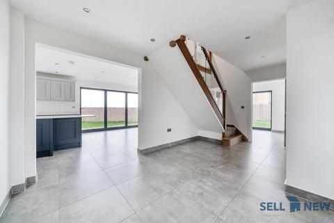 35b Sandy Road, Willington, Bedford, MK44 3QS