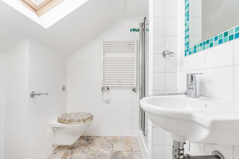 210 Acton Lane, London, W4 5DL