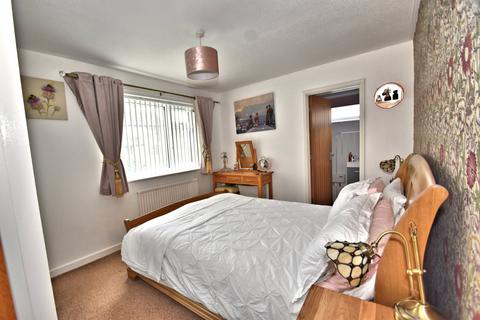 3 bedroom bungalow for sale, Oaklea, Tiverton, EX16