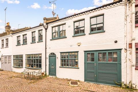9 Henniker Mews, London, SW3 6BL