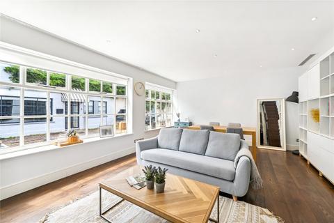 9 Henniker Mews, London, SW3 6BL