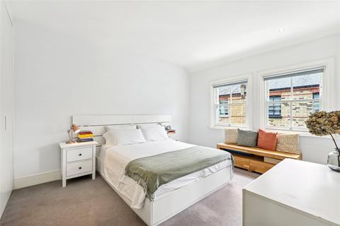 9 Henniker Mews, London, SW3 6BL