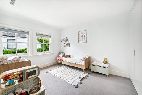 9 Henniker Mews, London, SW3 6BL