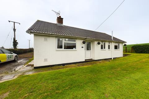 3 bedroom detached bungalow to rent, The Bungalow, Staplins, Staplins Farm, Coombe Hill, GL19