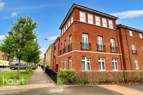2 bedroom apartment for sale, Carmichael Drive, Bedford