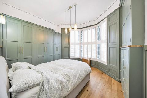2 bedroom flat for sale, Stapleton Hall Road, Stroud Green